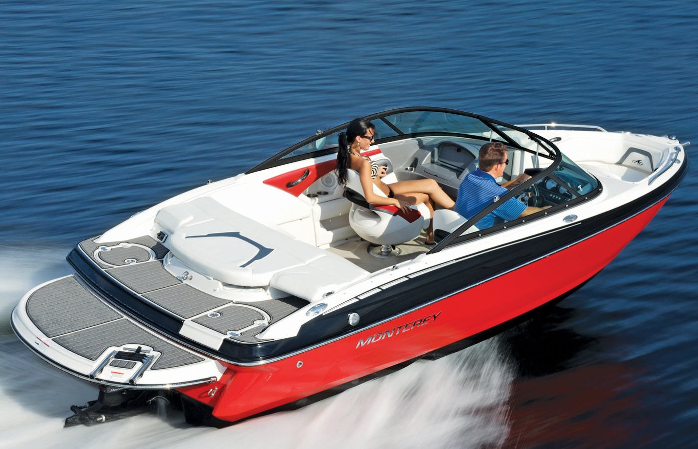 Deck Boats in Quartermaster Marine