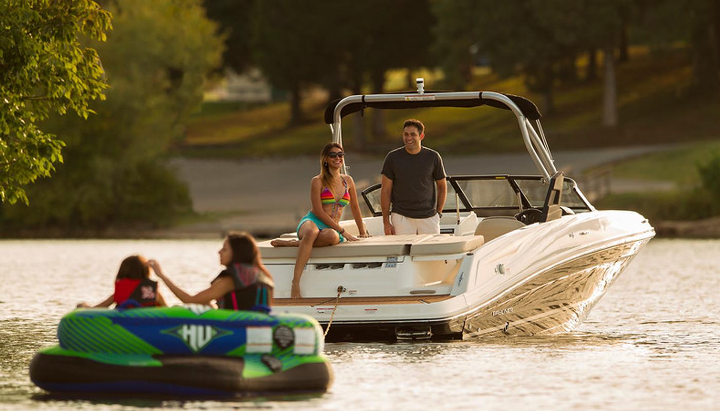 Bayliner Bowriders in Quartermaster Marine