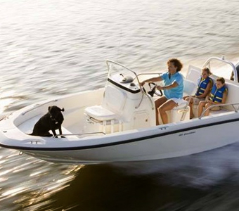 Boston Whaler in Quartermaster Marine